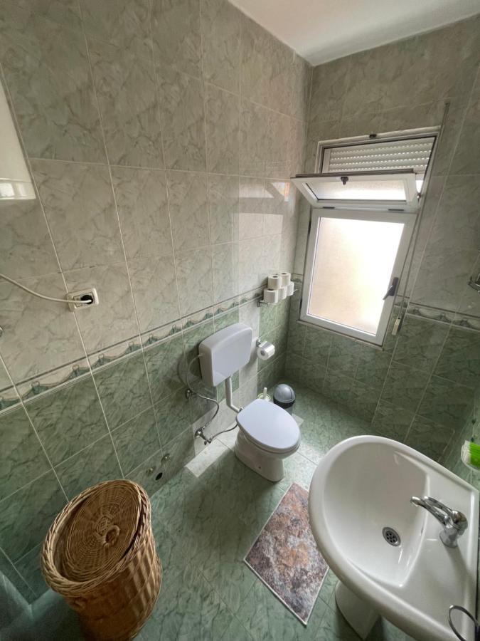 Pedestrian Street Center Apartment Shkoder Ngoại thất bức ảnh
